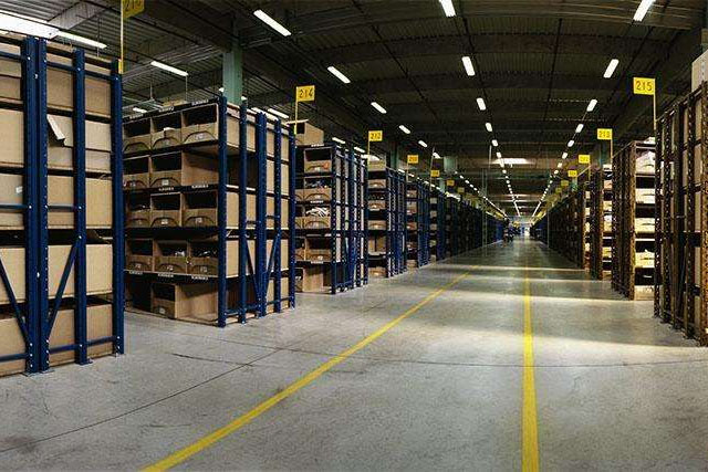 仓库好色先生污污版物品的储存和保养